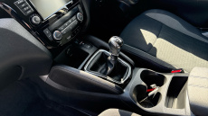 Nissan Qashqai 1.3 DiG-T Acenta Premium 5dr Petrol Hatchback